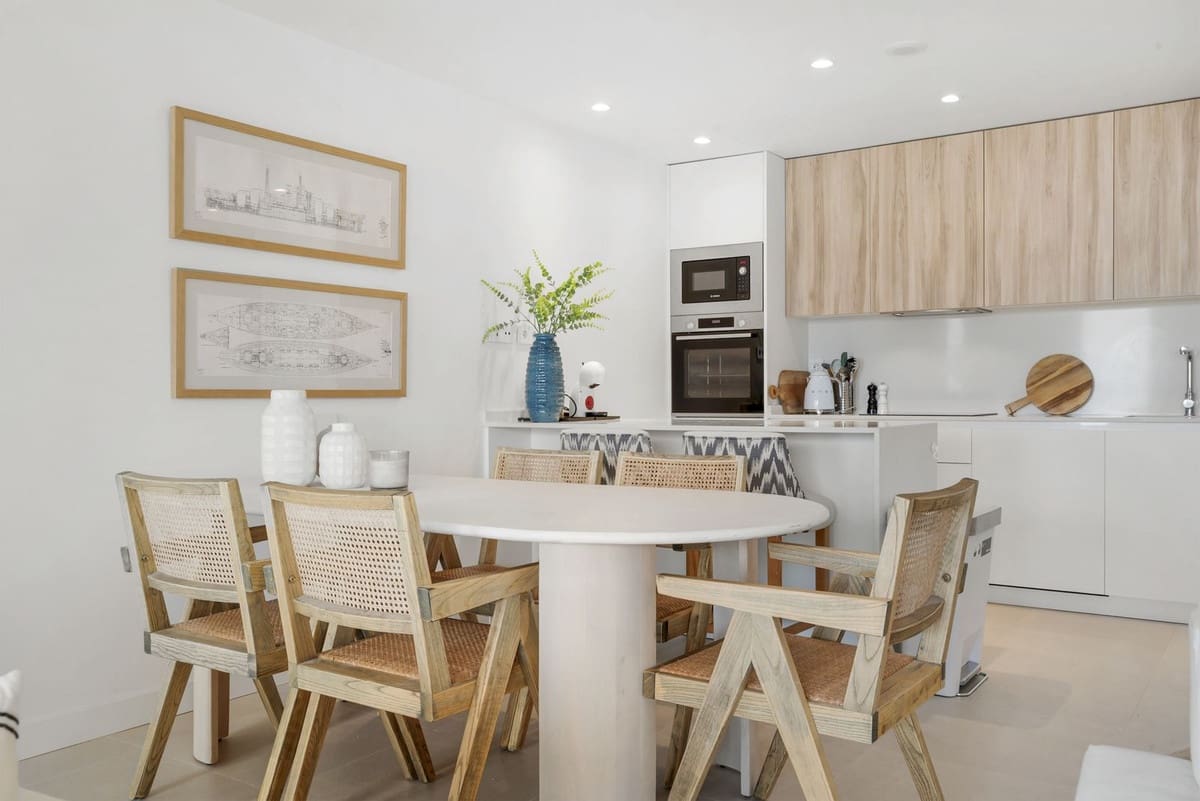2 camera da letto Appartamento in vendita in New Golden Mile con piscina garage - 620.000 € (Rif: 9942850)