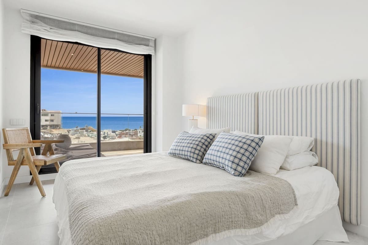 2 camera da letto Appartamento in vendita in New Golden Mile con piscina garage - 620.000 € (Rif: 9942850)