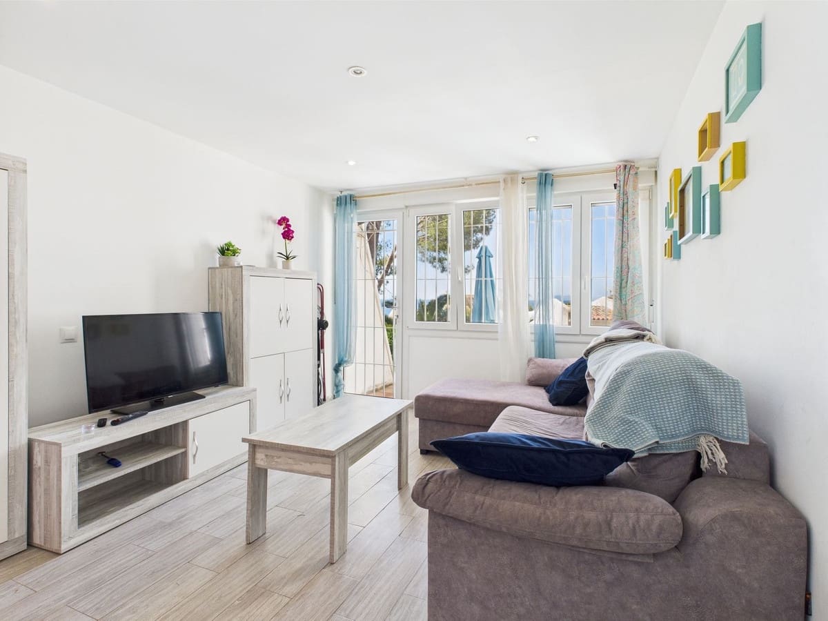 1 bedroom Apartment for sale in Estepona - € 199,500 (Ref: 9943738)