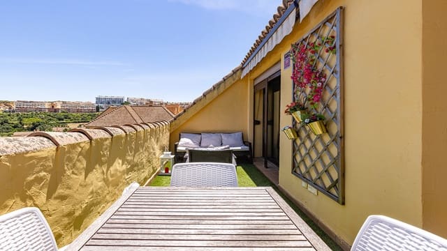 2 soverom Penthouse til salgs i La Duquesa / Puerto de la Duquesa, Manilva med svømmebasseng garasje - € 265 000 (Ref: 9943781)