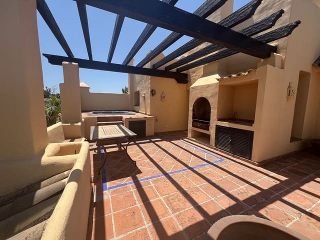 3 Zimmer Penthouse zu verkaufen in Atalaya-Isdabe, Estepona mit Garage - 770.000 € (Ref: 9944218)