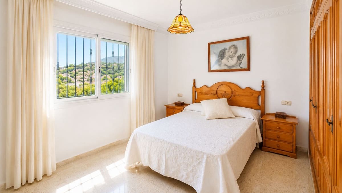 3 soverom Finca/Herregård til salgs i Estepona med svømmebasseng garasje - € 1 075 000 (Ref: 9944222)