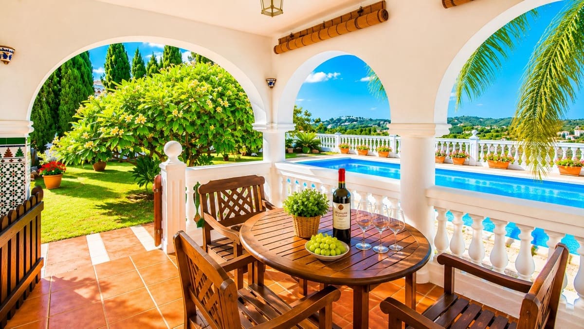 3 soverom Finca/Herregård til salgs i Estepona med svømmebasseng garasje - € 1 075 000 (Ref: 9944222)