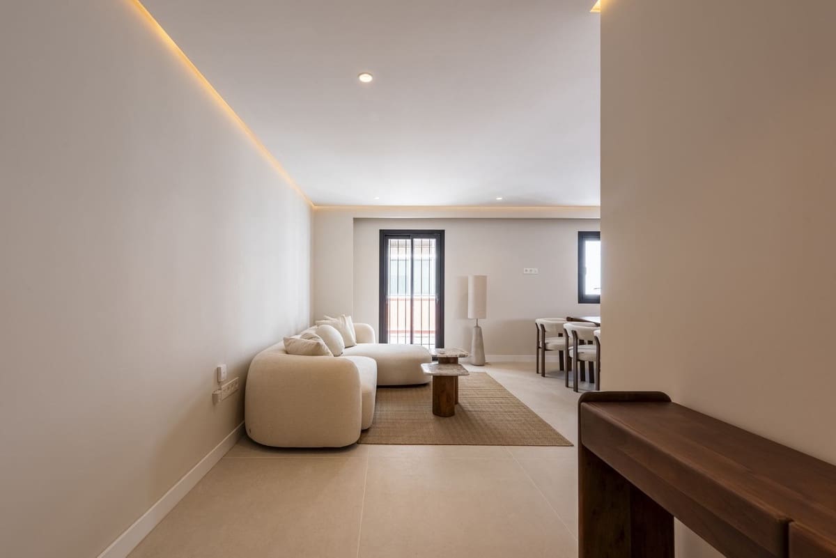 4 Zimmer Apartment zu verkaufen in Estepona - 599.000 € (Ref: 9945955)