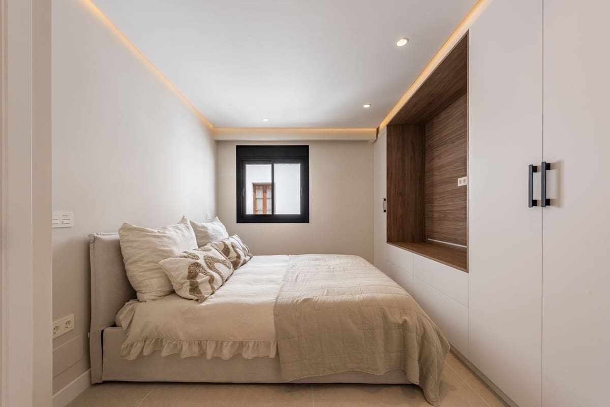 4 Zimmer Apartment zu verkaufen in Estepona - 599.000 € (Ref: 9945955)