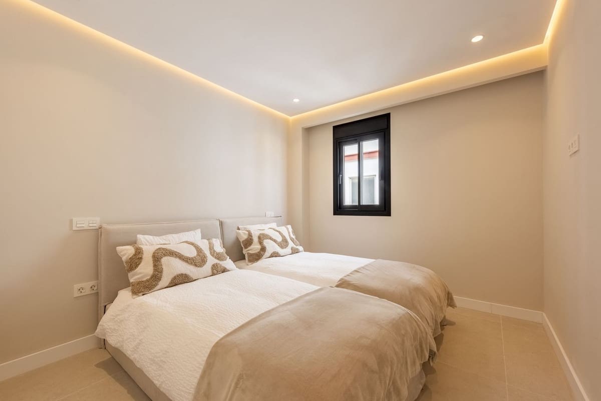4 Zimmer Apartment zu verkaufen in Estepona - 599.000 € (Ref: 9945955)