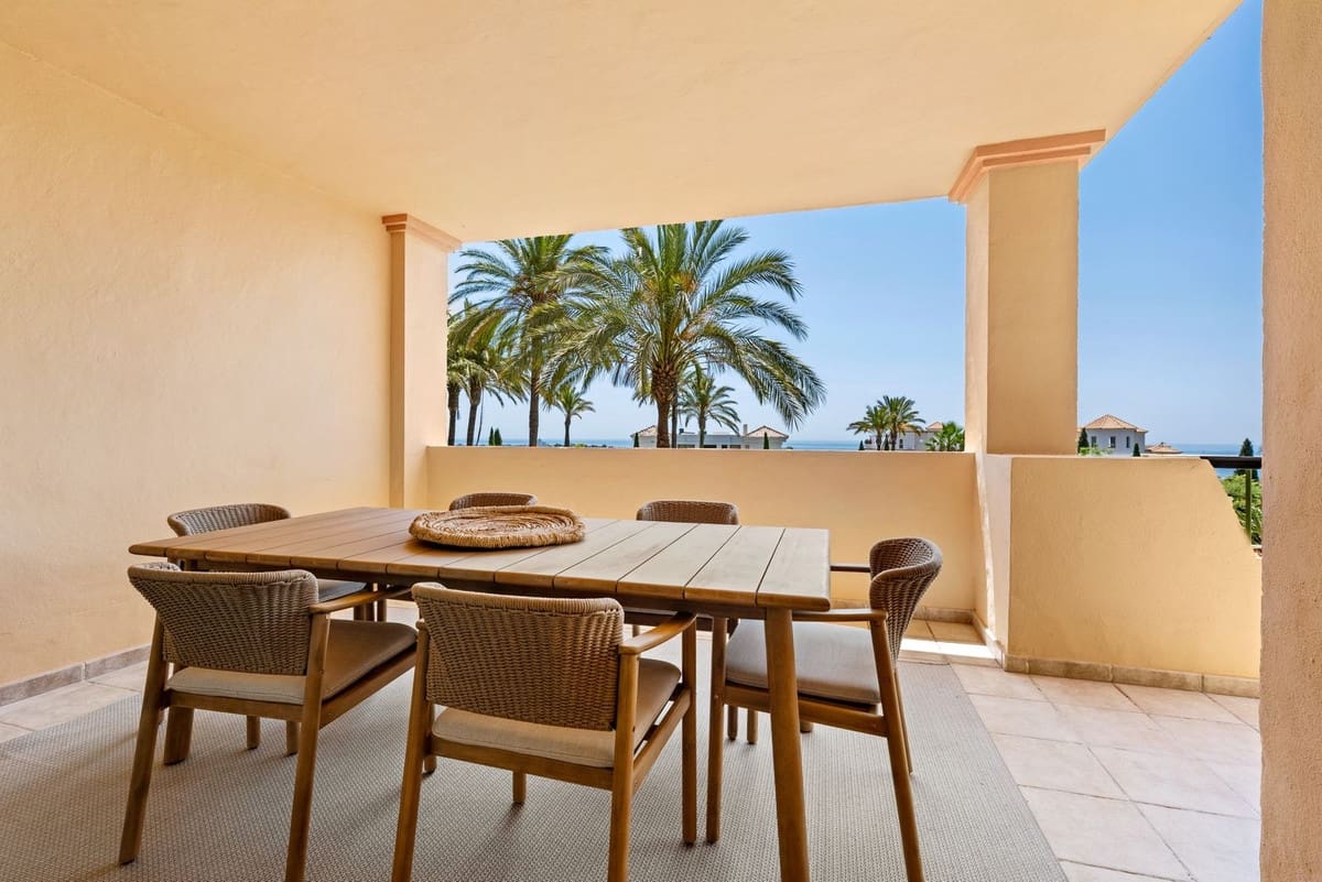 3 soveværelse Lejlighed til salg i Los Flamingos med swimmingpool - € 790.000 (Ref: 9945959)