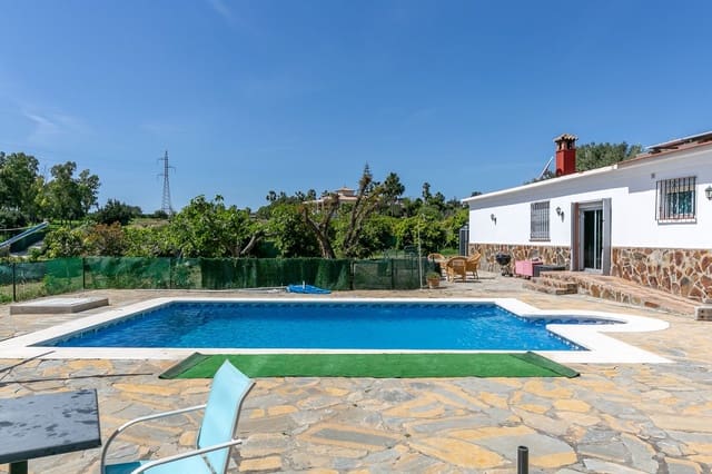 10 sovrum Finca/Hus på landet till salu i Estepona med pool garage - 830 000 € (Ref: 9945970)