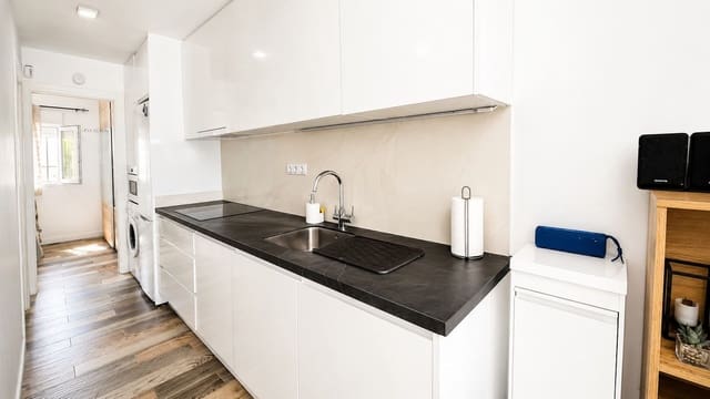 2 soverom Leilighet til salgs i La Duquesa / Puerto de la Duquesa, Manilva med svømmebasseng - € 299 000 (Ref: 9948309)
