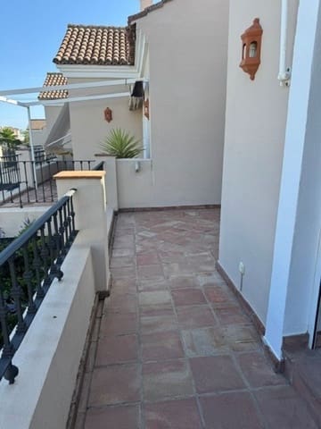 3 sovrum Hus till salu i El Paraiso, Estepona med pool garage - 800 000 € (Ref: 9948317)