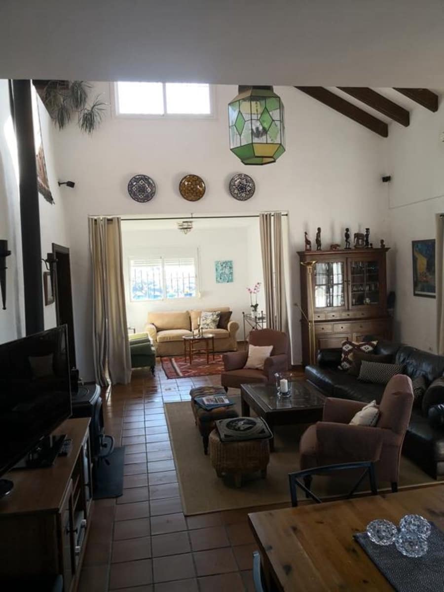 Finca/Casa Rural de 4 habitaciones en Estepona en venta con piscina garaje - 1.300.000 € (Ref: 9958157)