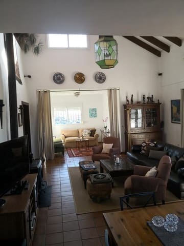 4 chambre Finca/Maison de Campagne à vendre à Estepona avec piscine garage - 1 300 000 € (Ref: 9958157)