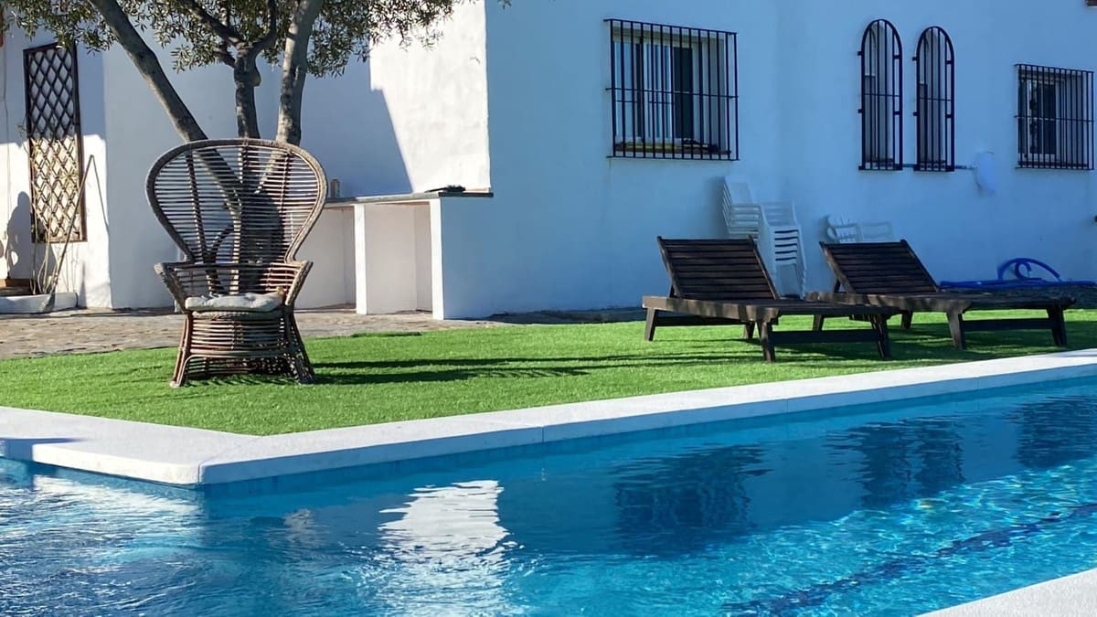 Finca/Casa Rural de 4 habitaciones en Estepona en venta con piscina garaje - 1.300.000 € (Ref: 9958157)