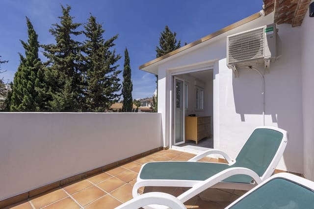 5 slaapkamer Villa te koop in Estepona met zwembad garage - € 1.649.000 (Ref: 9958159)