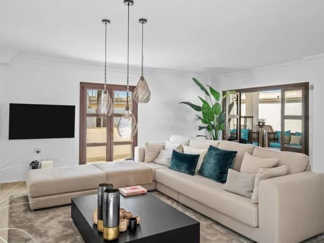 4 soverom Villa til salgs i Selwo, Estepona med svømmebasseng garasje - € 2 099 000 (Ref: 9958160)