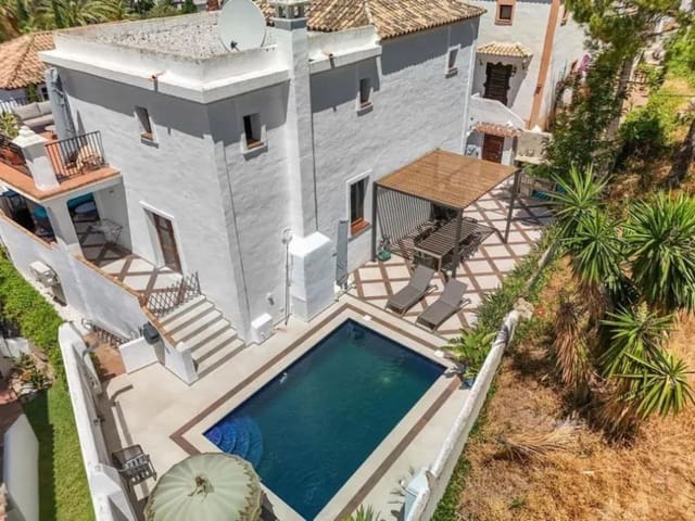 4 soverom Villa til salgs i Selwo, Estepona med svømmebasseng garasje - € 2 099 000 (Ref: 9958160)