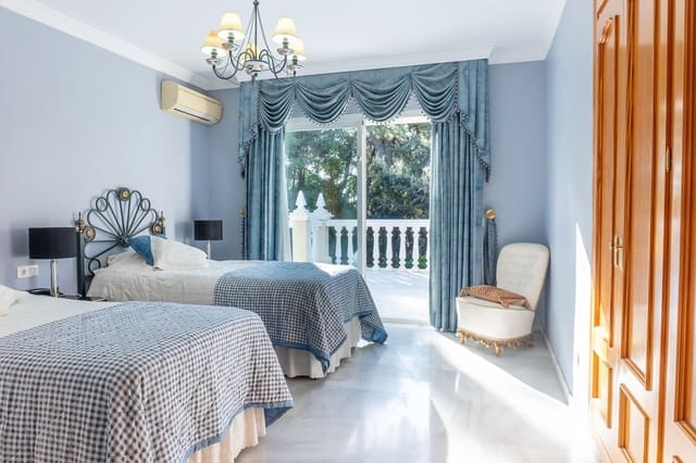 5 soveværelse Villa til salg i New Golden Mile, Estepona med swimmingpool garage - € 4.300.000 (Ref: 9958176)