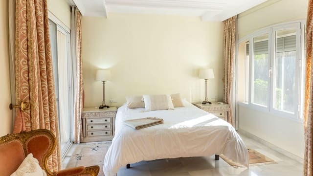 5 soveværelse Villa til salg i New Golden Mile, Estepona med swimmingpool garage - € 4.300.000 (Ref: 9958176)