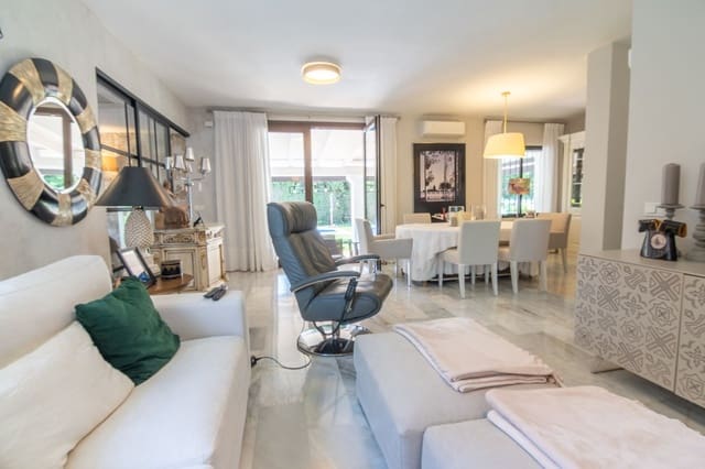 3 camera da letto Villa in vendita in Estepona con piscina garage - 1.599.000 € (Rif: 9959989)