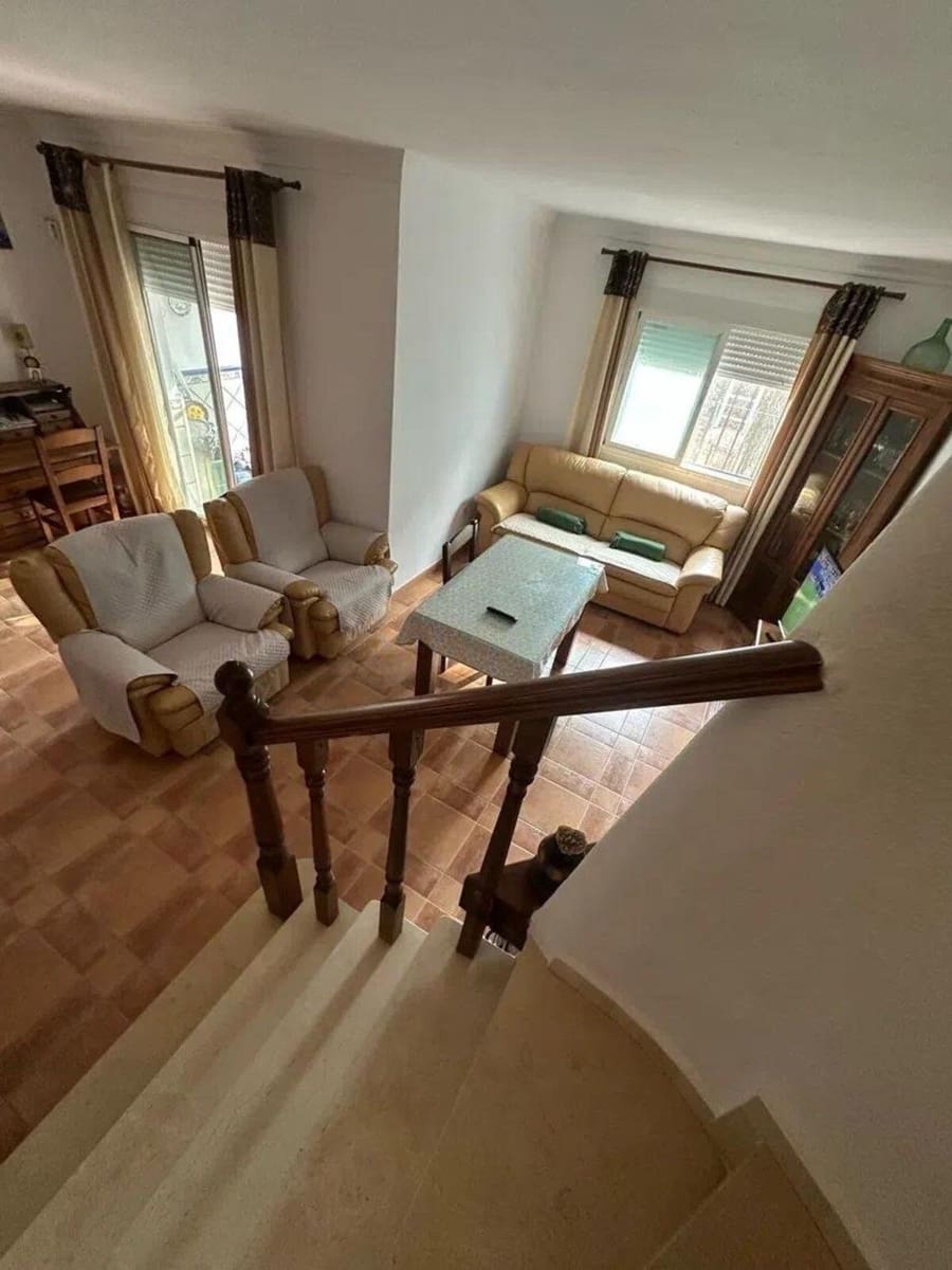 3 soverom Villa til salgs i Bel-Air med svømmebasseng garasje - € 419 000 (Ref: 9959991)