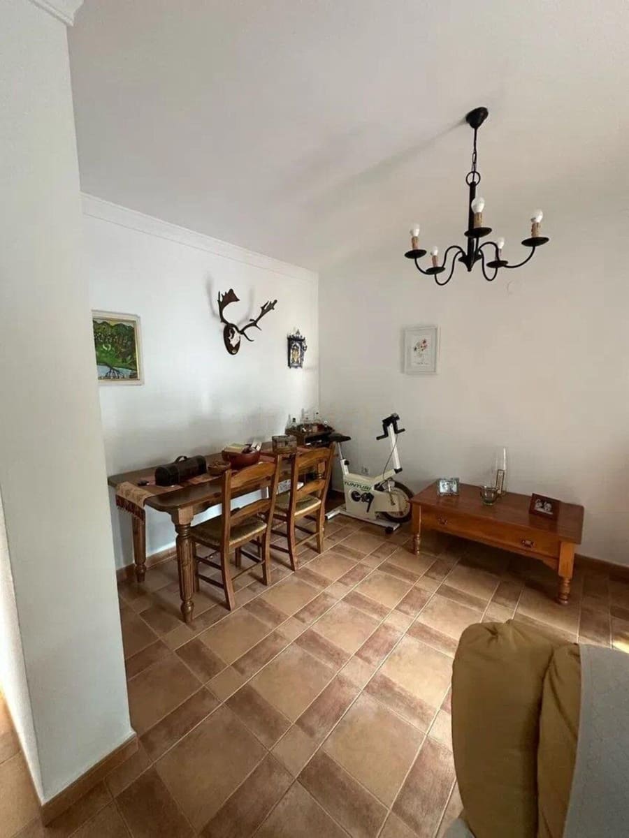 3 soverom Villa til salgs i Bel-Air med svømmebasseng garasje - € 419 000 (Ref: 9959991)