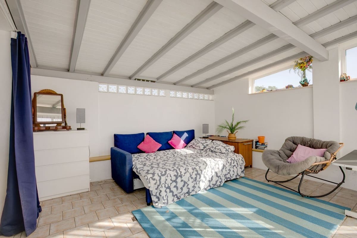 3 bedroom Townhouse for sale in Estepona with pool - € 499,000 (Ref: 9959992)
