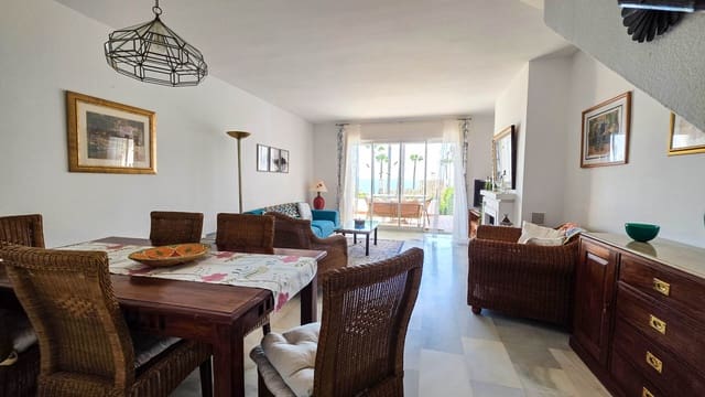3 sovrum Hus till salu i La Duquesa / Puerto de la Duquesa, Manilva med pool - 515 000 € (Ref: 9959993)