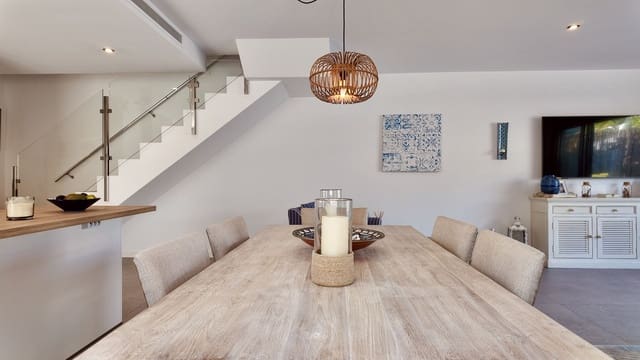 4 soveværelse Byhus til salg i New Golden Mile, Estepona med swimmingpool garage - € 949.000 (Ref: 9965855)