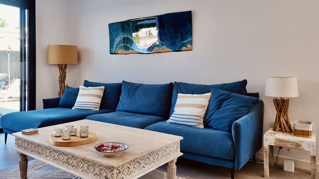 4 soveværelse Byhus til salg i New Golden Mile, Estepona med swimmingpool garage - € 949.000 (Ref: 9965855)