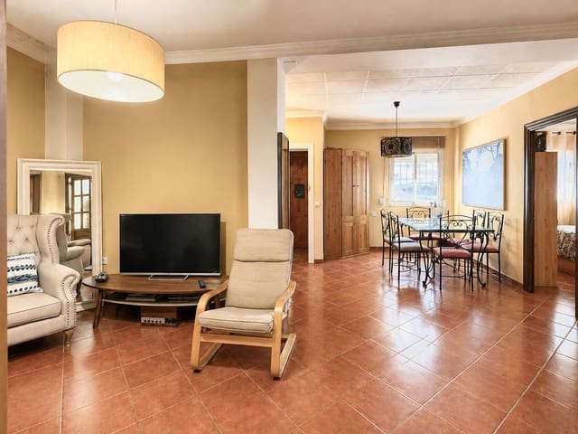 4 soverom Hus til salgs i San Pedro de Alcantara, Marbella - € 599 000 (Ref: 9975597)
