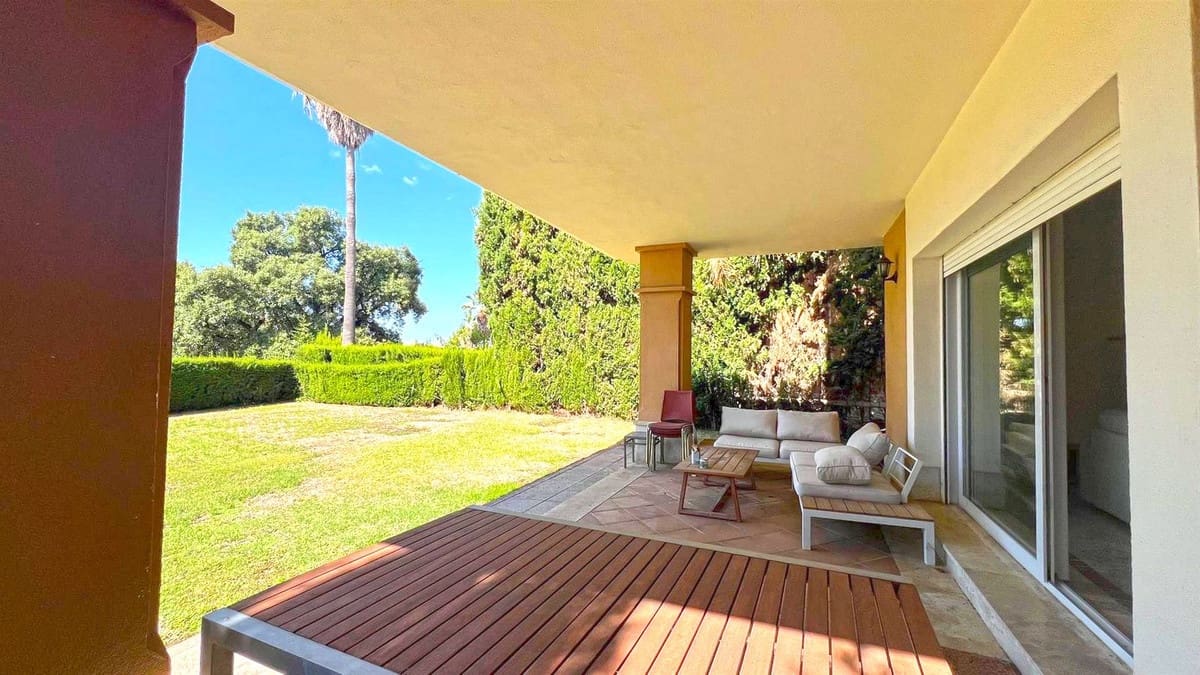 3 soverom Hus til salgs i Marbella med svømmebasseng garasje - € 890 000 (Ref: 9985191)