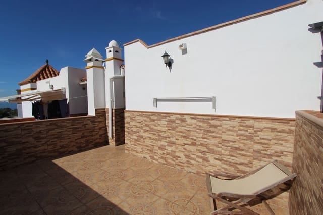 5 Zimmer Haus zu verkaufen in Marbella mit Pool Garage - 560.000 € (Ref: 9985250)
