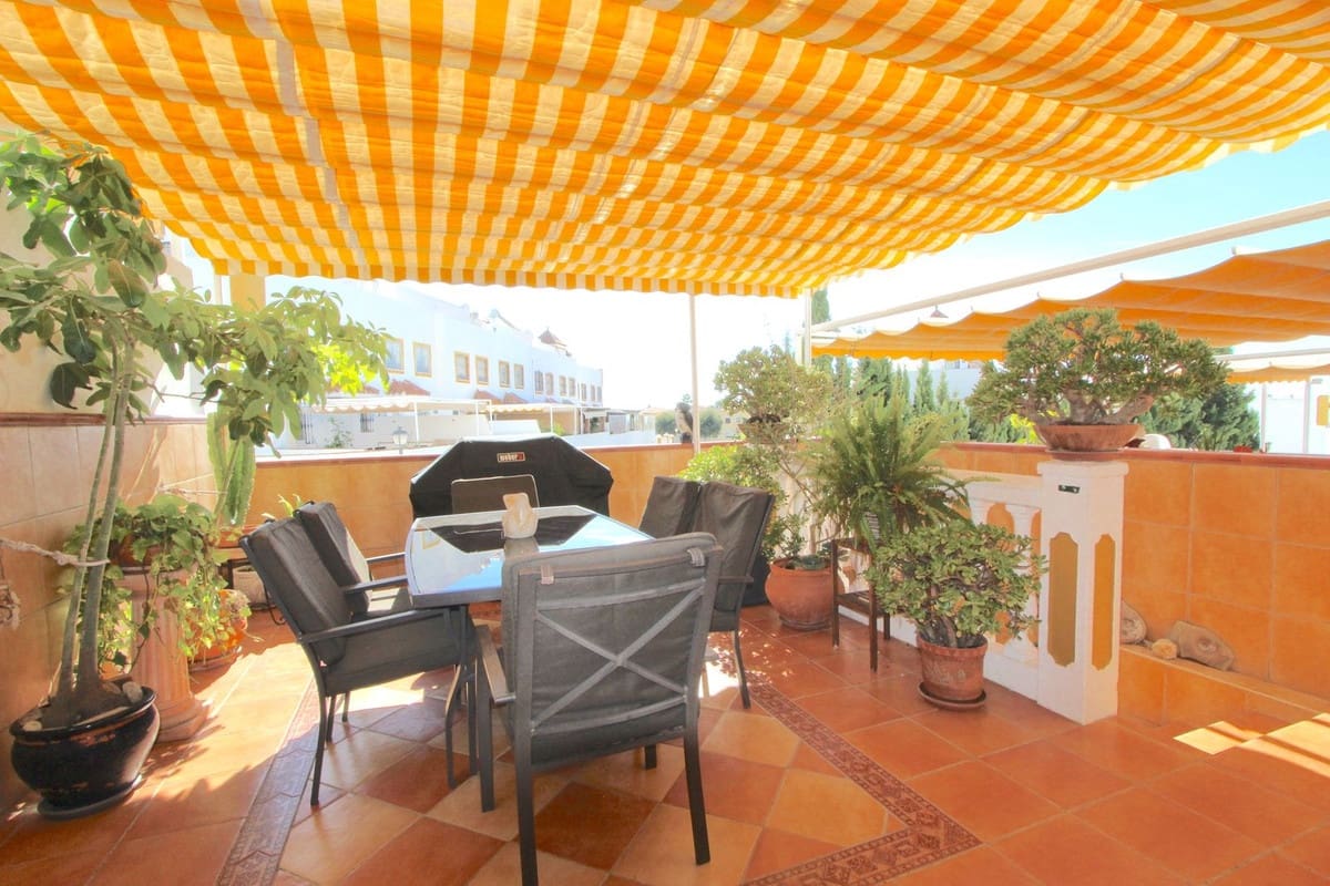 5 Zimmer Haus zu verkaufen in Marbella mit Pool Garage - 560.000 € (Ref: 9985250)