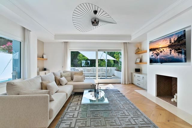 3 soverom Hus til salgs i Marbella med svømmebasseng - € 1 150 000 (Ref: 9987054)