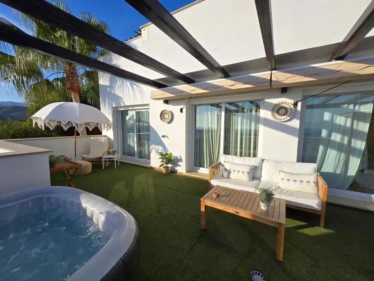 Casa de 3 habitaciones en Marbella en venta con piscina garaje - 1.155.000 € (Ref: 9987055)
