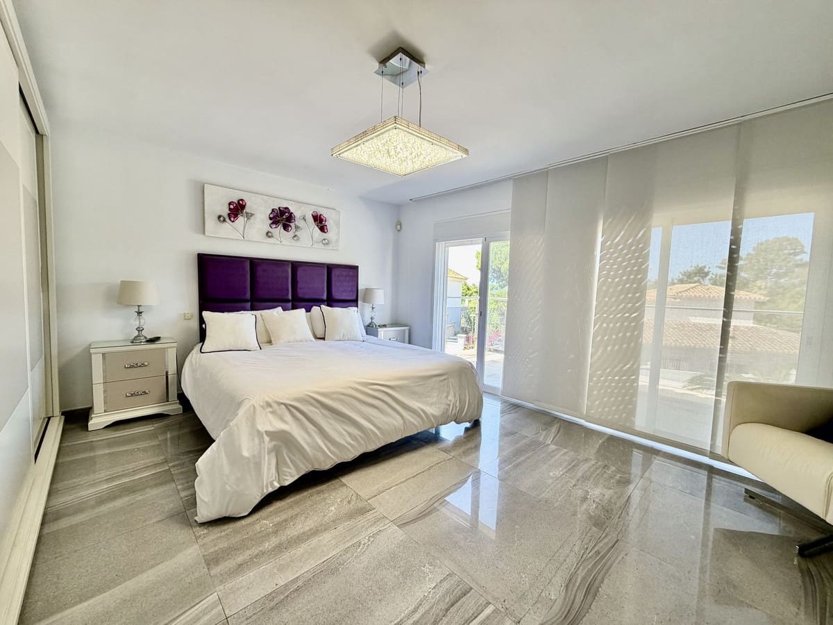 4 camera da letto Villa in vendita in Marbella con piscina garage - 1.725.000 € (Rif: 9987087)