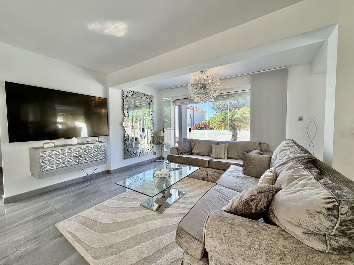 4 camera da letto Villa in vendita in Marbella con piscina garage - 1.725.000 € (Rif: 9987087)