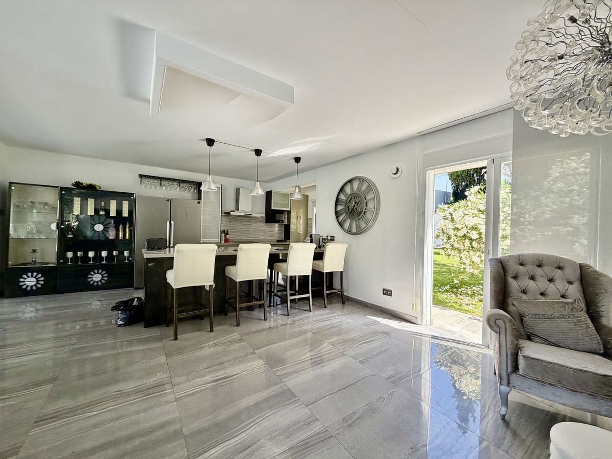 4 camera da letto Villa in vendita in Marbella con piscina garage - 1.725.000 € (Rif: 9987087)