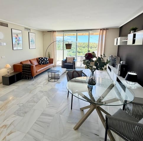 3 bedroom Penthouse for sale in Estepona with pool garage - € 549,000 (Ref: 9990912)
