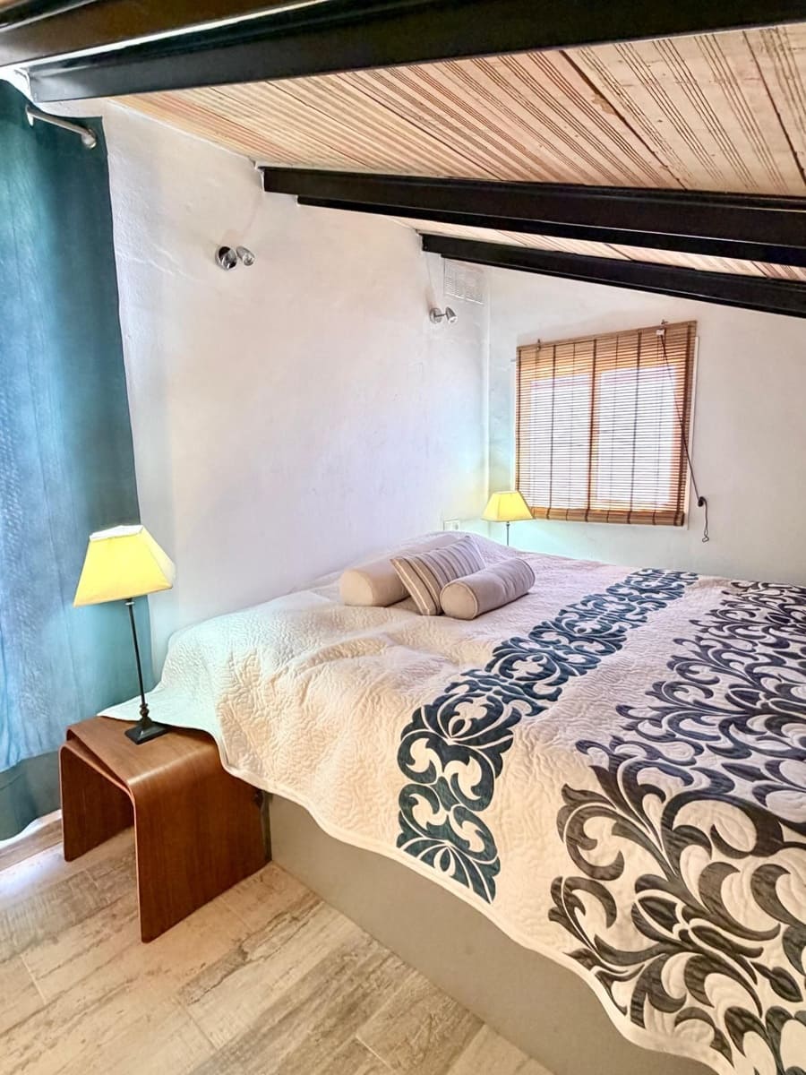3 bedroom Penthouse for sale in Estepona with pool garage - € 549,000 (Ref: 9990912)