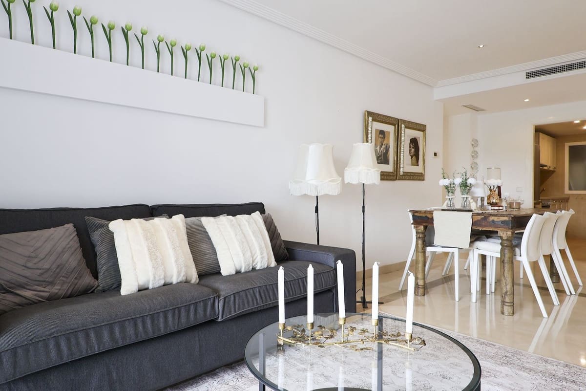 3 bedroom Apartment for sale in Benahavis with pool garage - € 495,000 (Ref: 9994454)