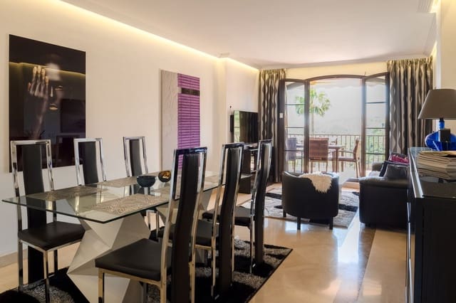 Apartamento de 3 habitaciones en Los Arqueros - Puerto del Almendro, Benahavís en venta con piscina garaje - 495.000 € (Ref: 9994455)