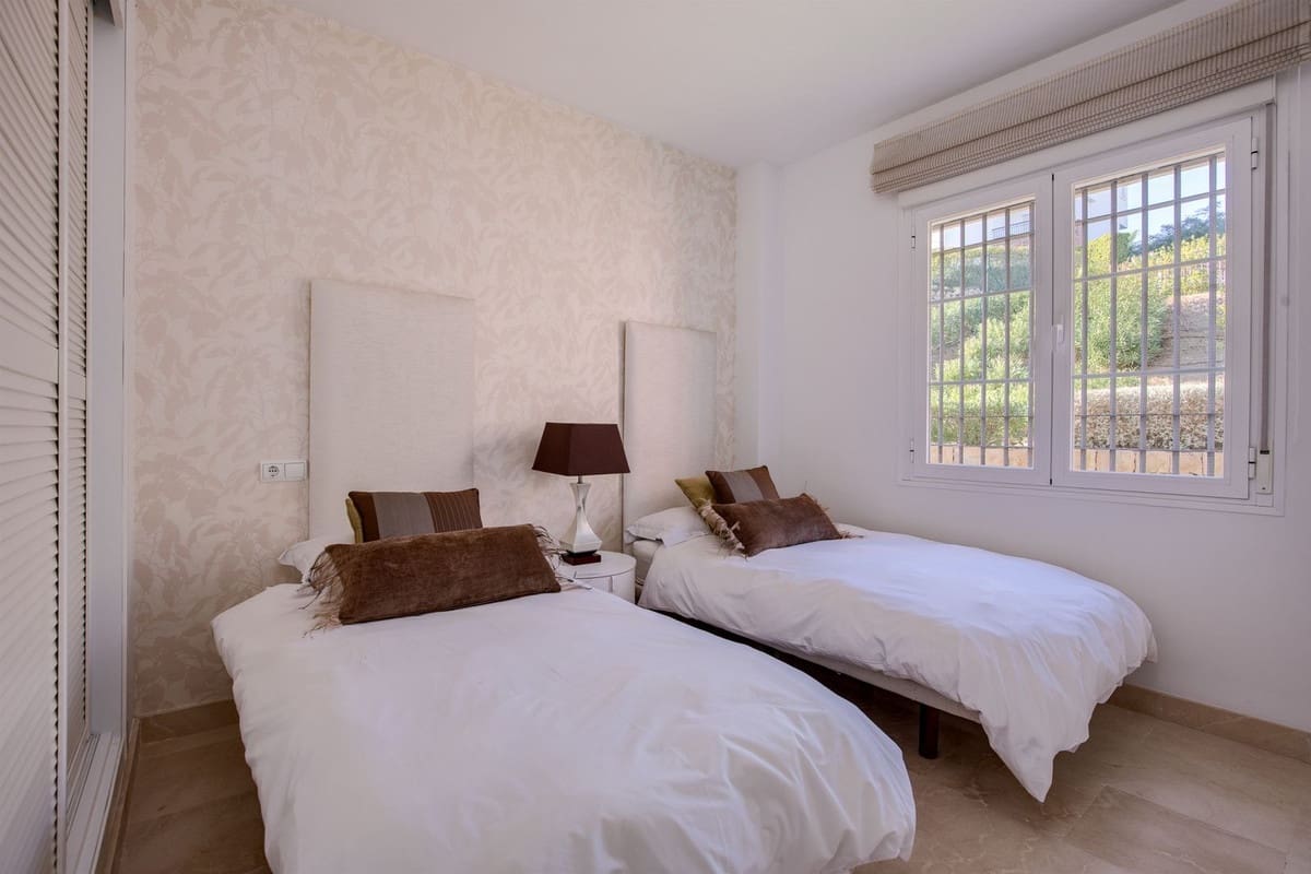 3 slaapkamer Appartement te koop in Benahavis met zwembad garage - € 495.000 (Ref: 9994456)