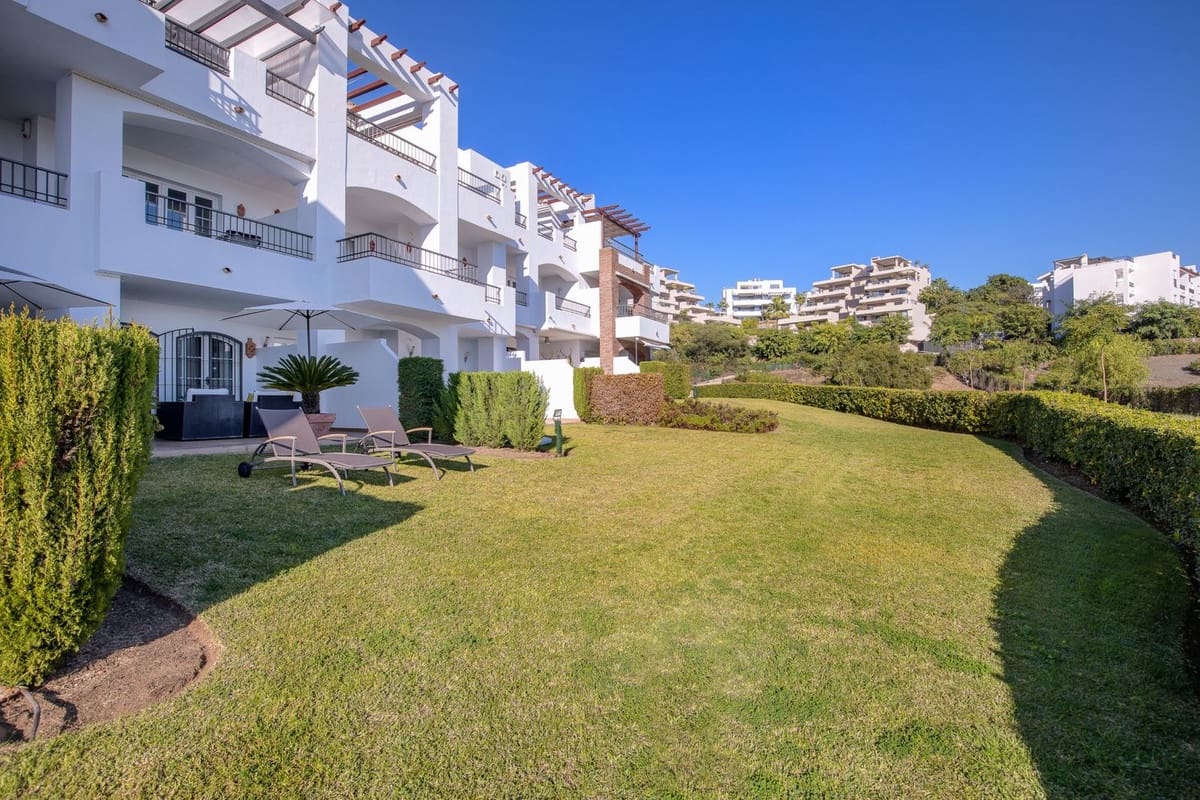 3 slaapkamer Appartement te koop in Benahavis met zwembad garage - € 495.000 (Ref: 9994456)