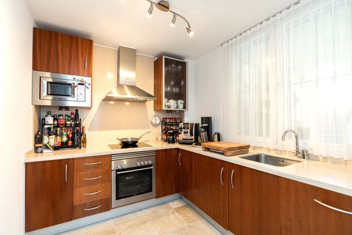 3 soverom Leilighet til salgs i Benahavis med svømmebasseng garasje - € 529 000 (Ref: 9994458)