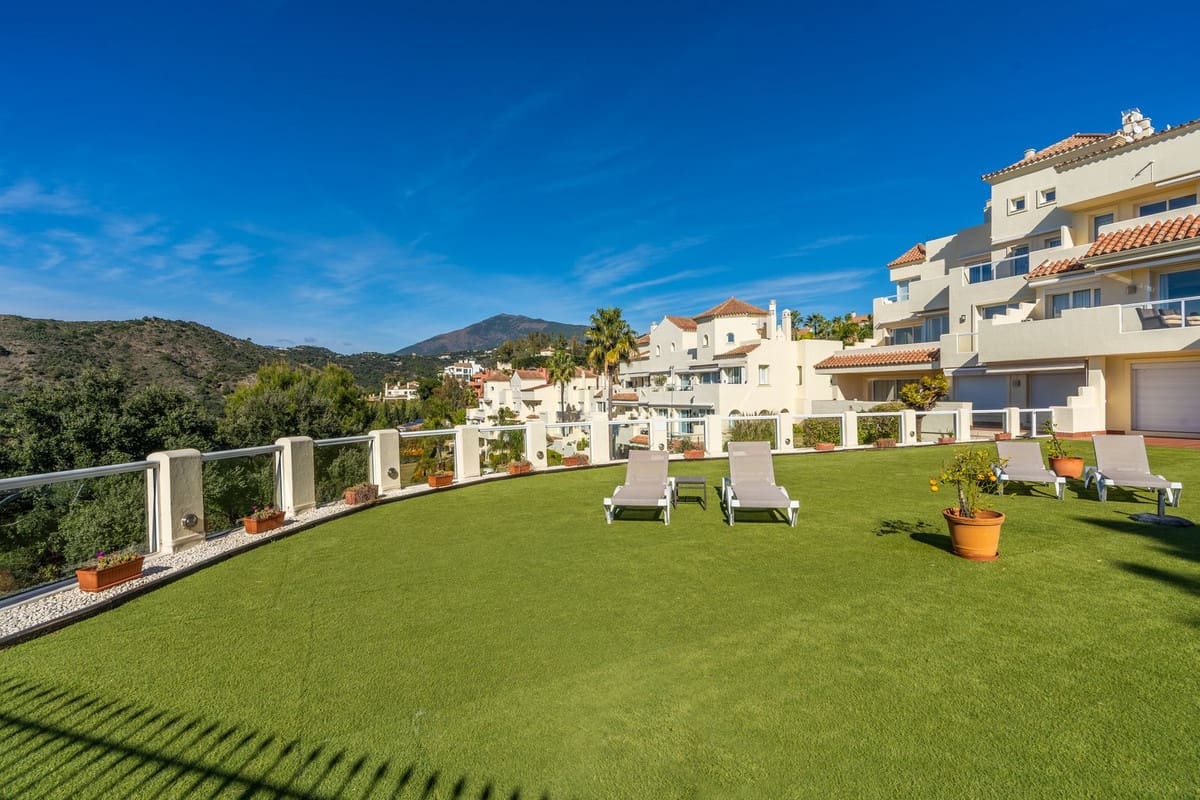 3 soverom Leilighet til salgs i Benahavis med svømmebasseng garasje - € 529 000 (Ref: 9994458)