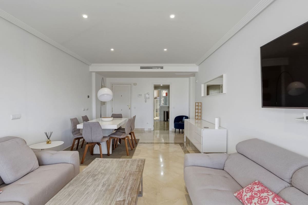 3 soverom Penthouse til salgs i Benahavis med svømmebasseng garasje - € 550 000 (Ref: 9994459)