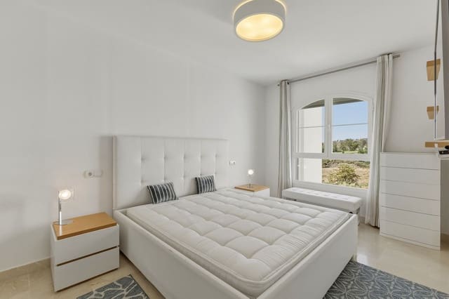 3 soverom Penthouse til salgs i Los Arqueros - Puerto del Almendro, Benahavís med svømmebasseng garasje - € 550 000 (Ref: 9994459)