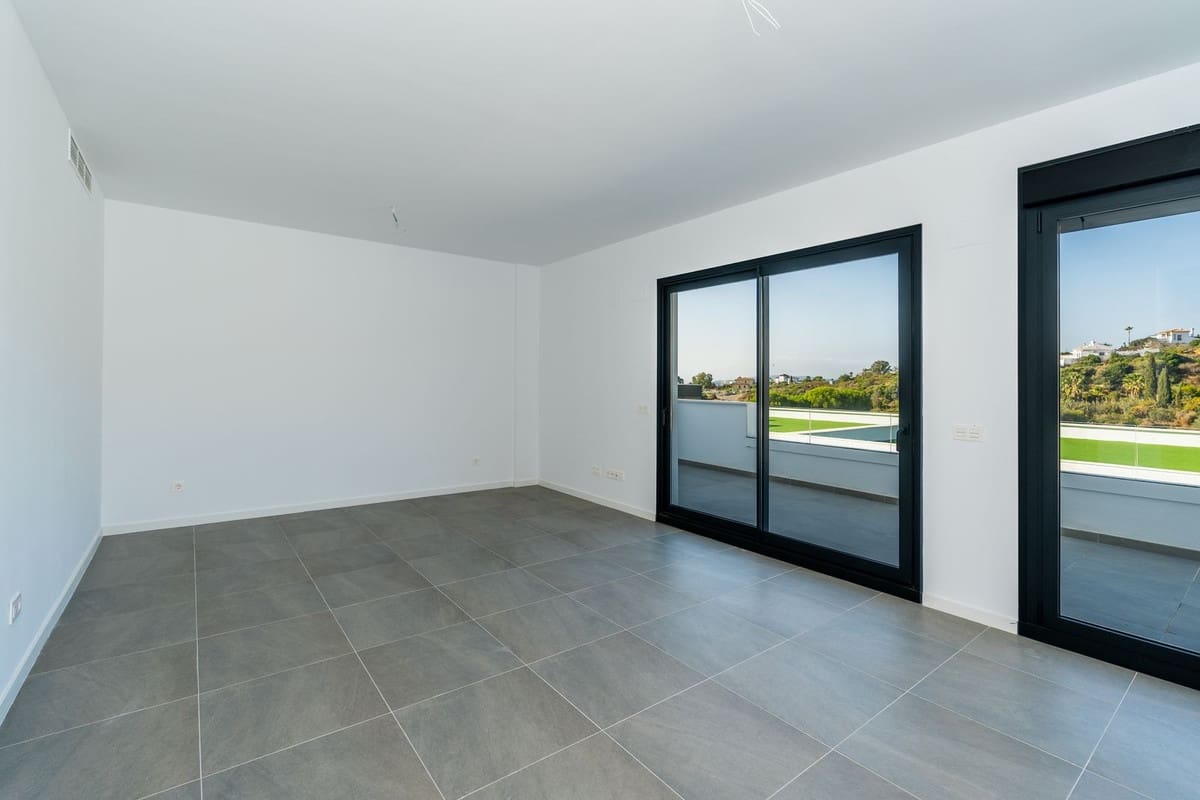 2 bedroom Townhouse for sale in Manilva with pool garage - € 375,000 (Ref: 9995175)