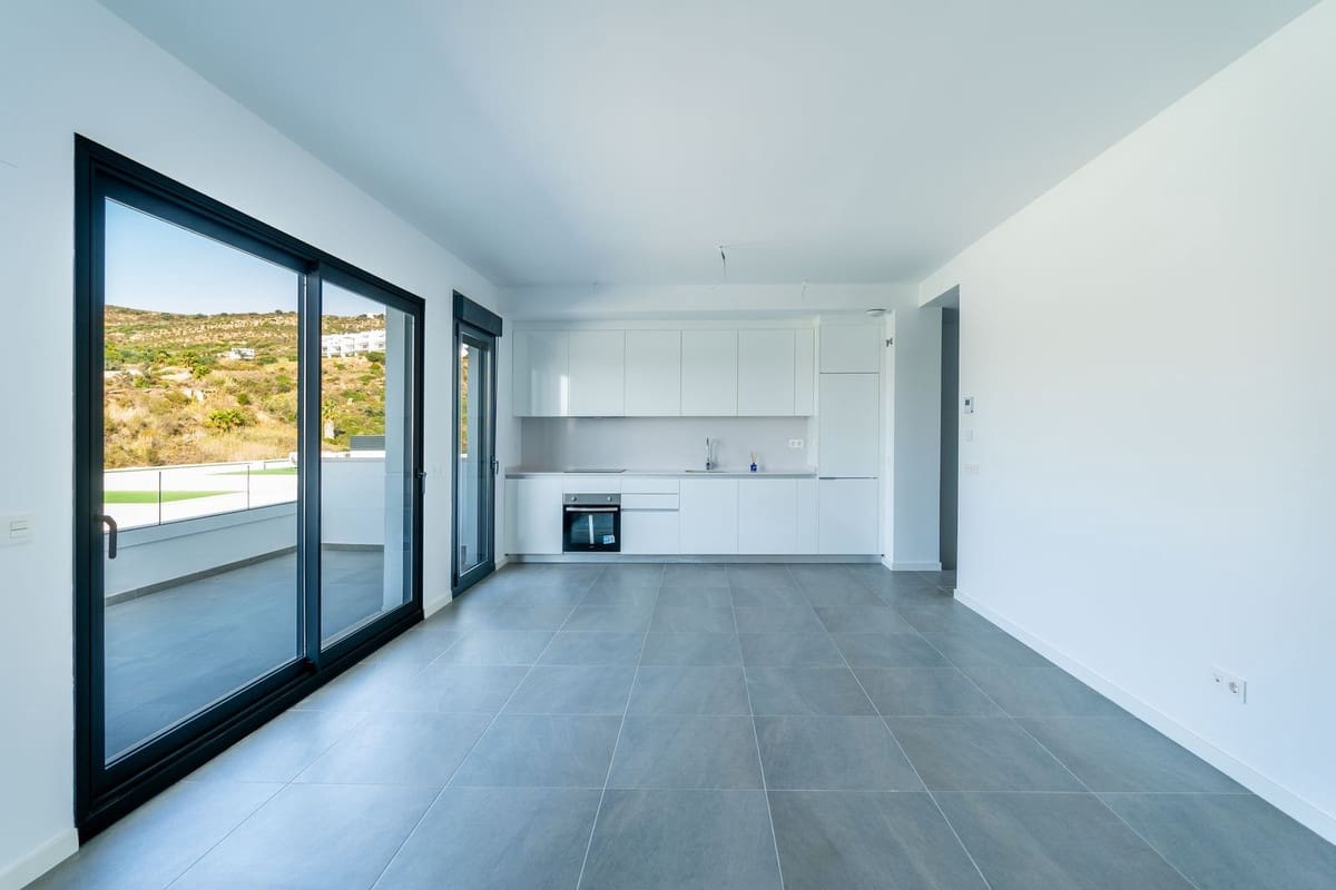 2 bedroom Townhouse for sale in Manilva with pool garage - € 375,000 (Ref: 9995175)